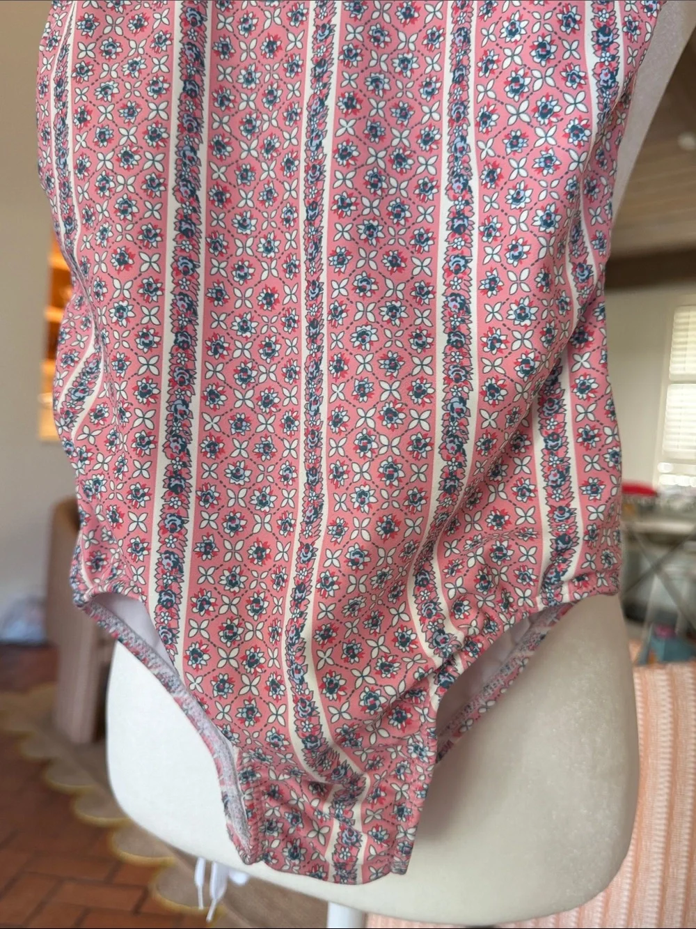 Minnow - Girls' Rosa Vine Ruffle Collar One-Piece Swimsuit - Size: 7/8
